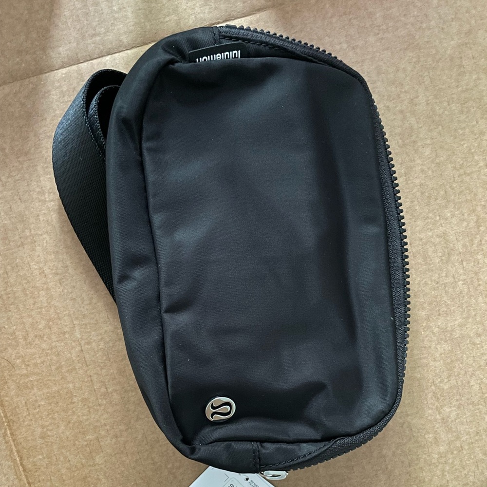 NWT lululemon black everywhere belt bag